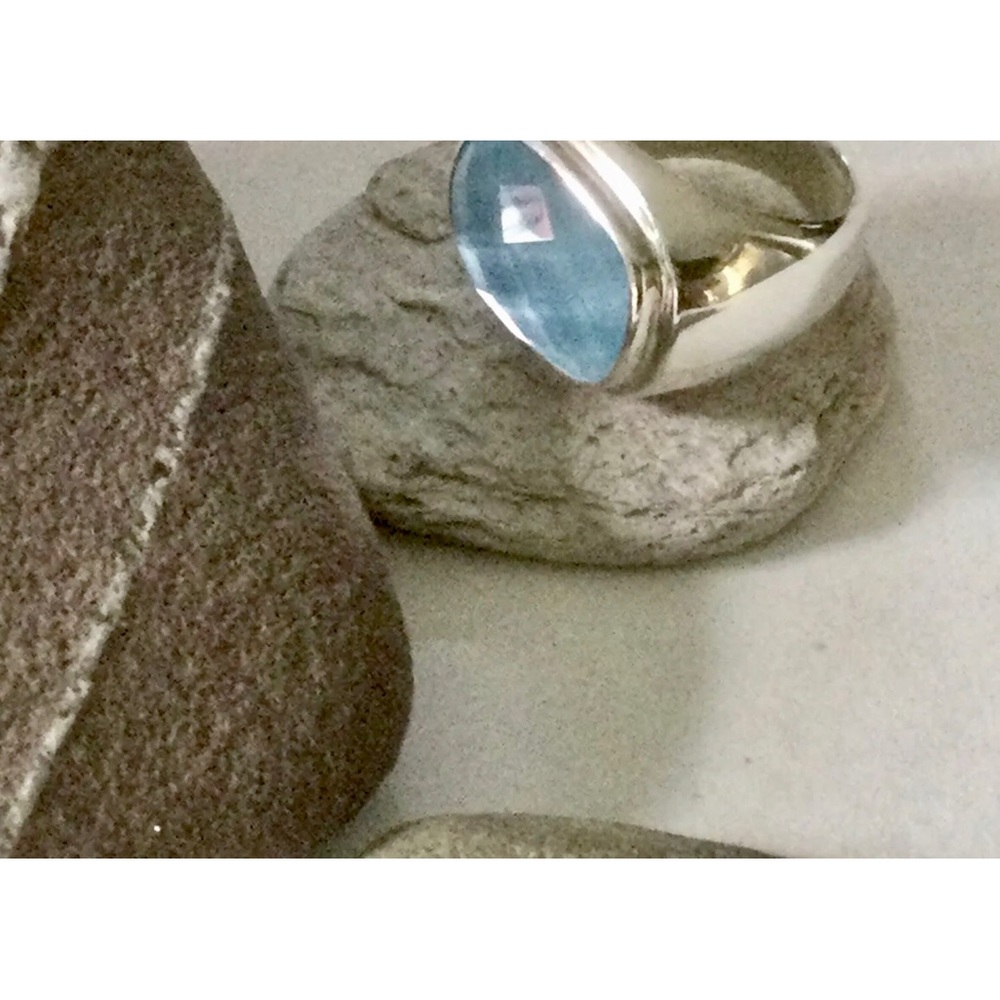 Janice Girardi,Sterling silver faceted Sky blue mother of pearl ring.